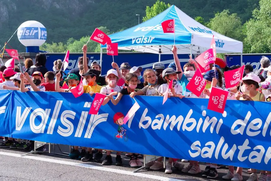 Giro d'Italia, l'attesa a Vobarno