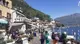 Viavai di gente, tra passeggiate e pic-nic, anche sul Sebino