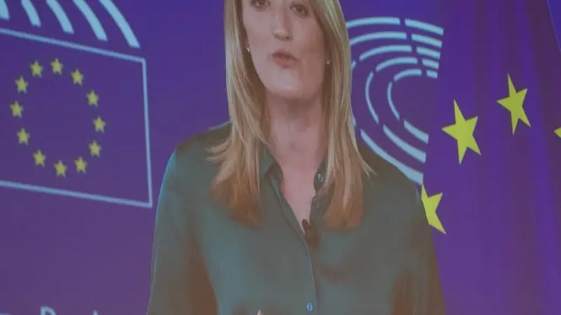 Il videomessaggio della presidente del Parlamento europeo Roberta Metsola - © www.giornaledibrescia.it