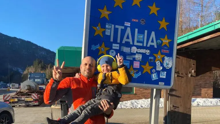 Stefano è andato in Polonia a prendere un bimbo ucraino e la sua mamma