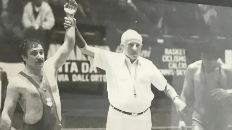 Al termine di un match vinto in maglia azzurra - © www.giornaledibrescia.it