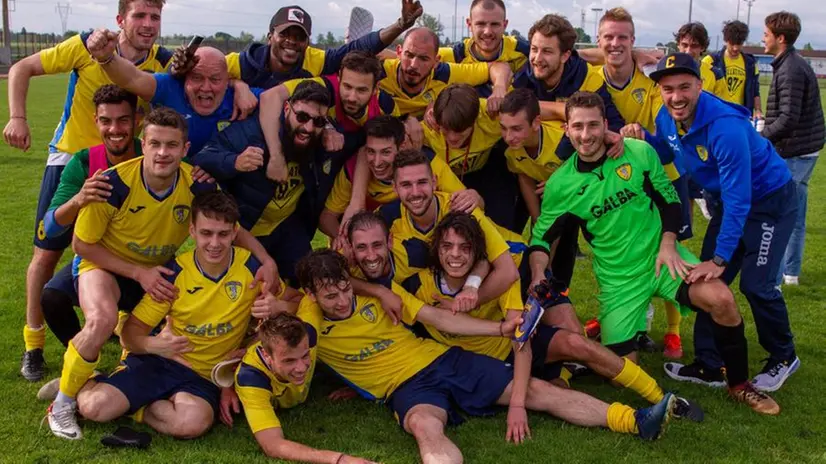 I festeggiamenti del Cellatica per la Promozione