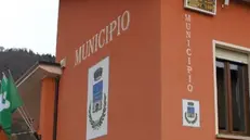 Il municipio di Pertica Alta si trova nel borgo di Livemmo - © www.giornaledibrescia.it