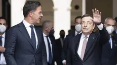 Mario Draghi con il premier olandese Mark Rutte - Foto Ansa © www.giornaledibrescia.it