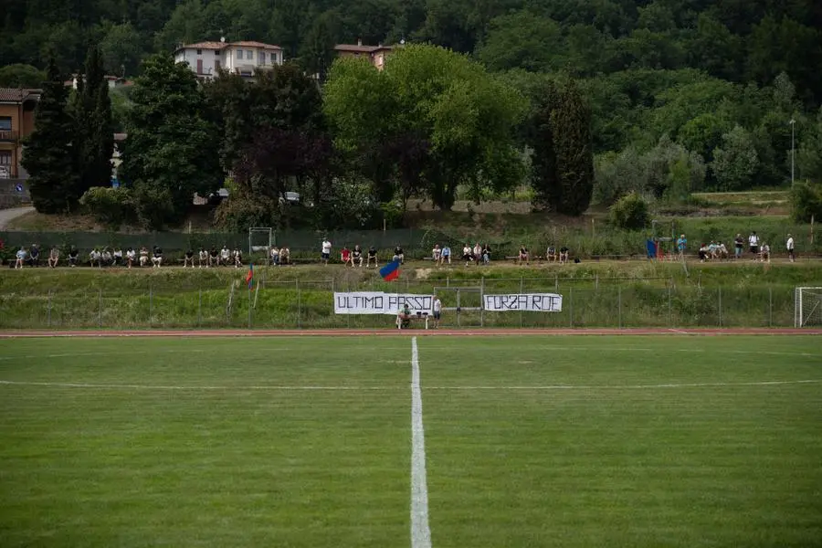 Finale play off Terza categoria, Roé Volciano-Deportivo Fornaci 2-2