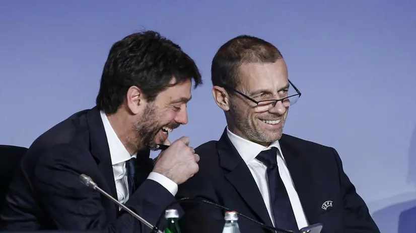 Il dirigente della Juventus Andrea Agnelli e il presidente della Uefa Ceferin - Foto Ansa © www.giornaledibrescia.it