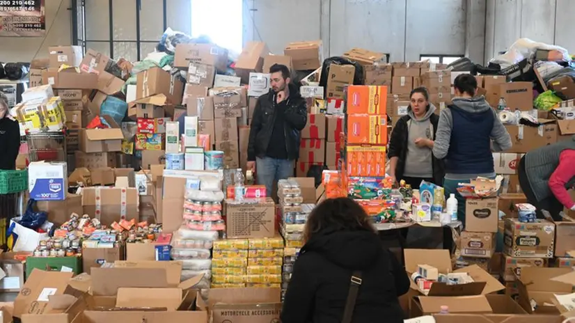 Il centro di raccolta a Folzano il pomeriggio di lunedì 7 marzo