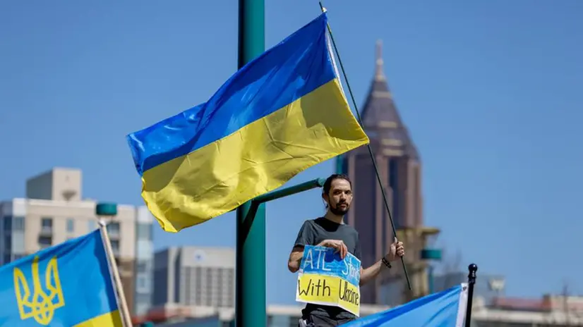 Una manifestazione ad Atlanta negli Stati Uniti a sostegno dell'Ucraina - Foto Epa © www.giornaledibrescia.it