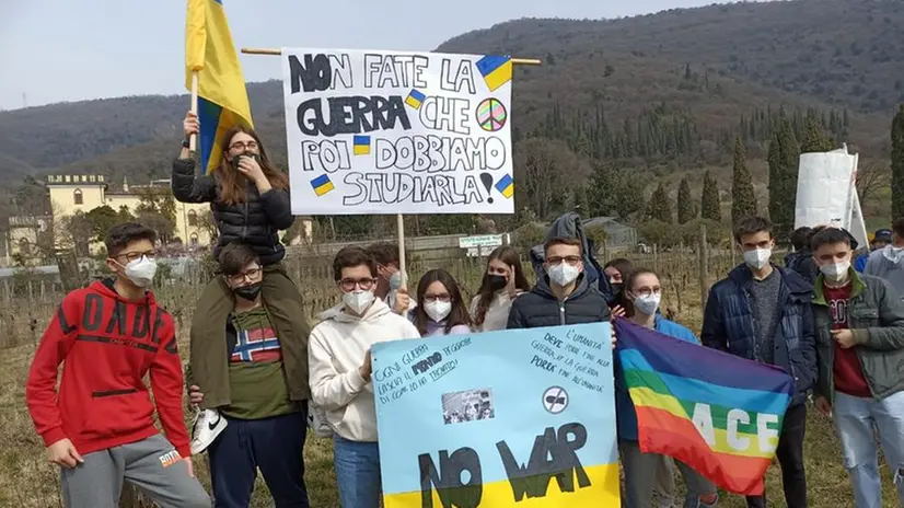 Gli studenti della Pastori a sostegno della pace in Ucraina