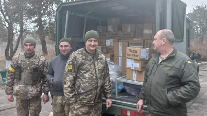 Un carico di medicinali partito da Brescia e arrivato in Ucraina per la distribuzione - © www.giornaledibrescia.it