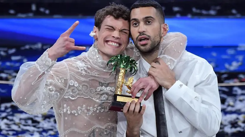 Mahmood e Blanco a Sanremo 2022 - © www.giornaledibrescia.it