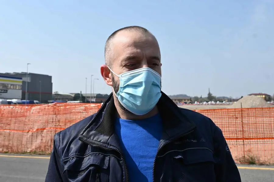 Le mamme e i bimbi accolti nelle scorse ore dalla Croce Rossa di Brescia