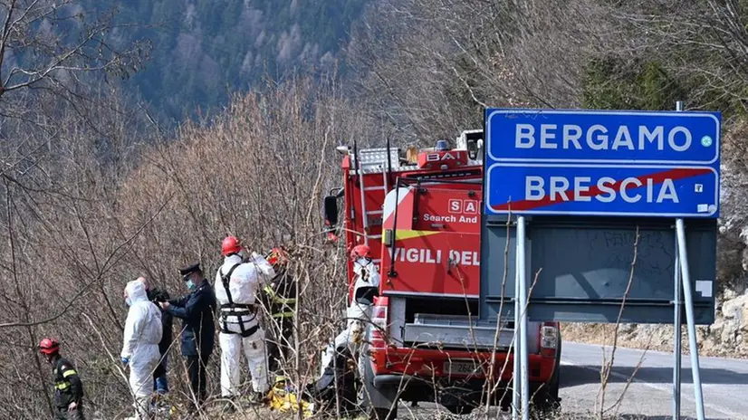 La scoperta fatta da un passante a Paline di Borno, al confine con la provincia di Bergamo - © www.giornaledibrescia.it