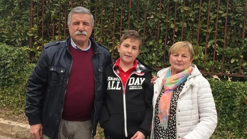 Una squadra vincente: Zamboni con il nipote Andrea e la moglie Gabriella - © www.giornaledibrescia.it