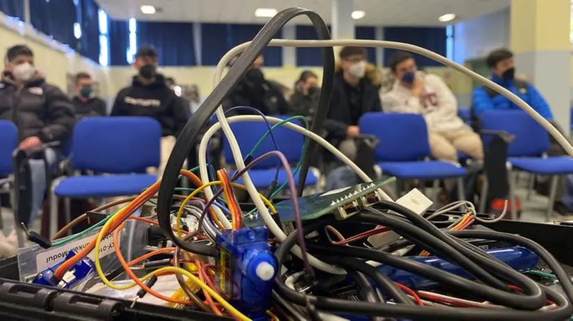 Ora i ragazzi devono pensare all’hackathon e mettere in pratica quello che hanno imparato - © www.giornaledibrescia.it