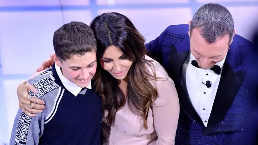 Sabrina Ferilli sul palco dell'Ariston
