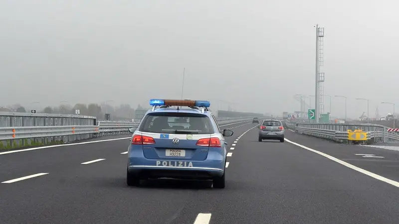 Polizia stradale in BreBeMi