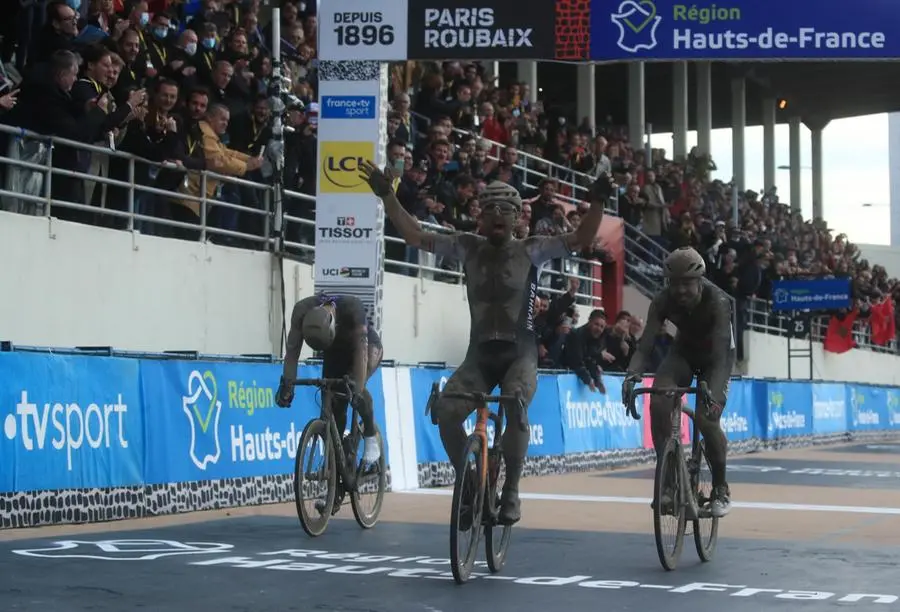 Colbrelli è chiamato a difendere il titolo della Parigi-Roubaix