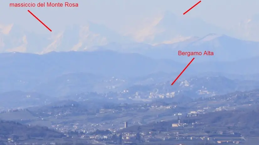 Dalla Maddalena panorama a 360 gradi: dal Cervino agli Appennini
