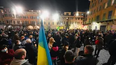 Alcune immagini della manifestazione per la pace in Ucraina in piazza Paolo VI