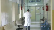 Un medico in ospedale (archivio) - © www.giornaledibrescia.it