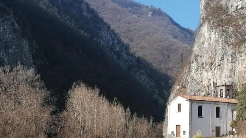 Una controstrada sarà realizzata vicino al santuario di San Gottardo, a Ponte Re - © www.giornaledibrescia.it