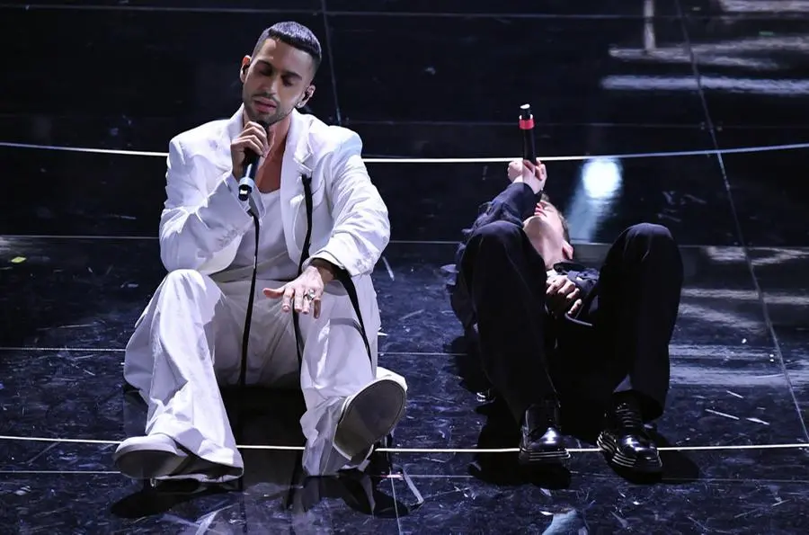 Blanco e Mahmood alla seconda esibizione a Sanremo