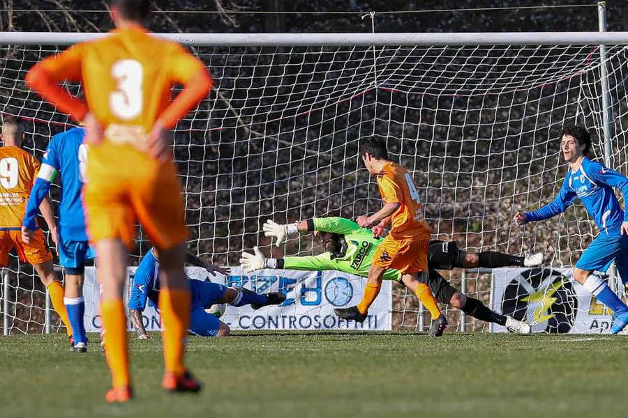 Calcio Seconda: Real Castenedolo-Gottolengo 4-0