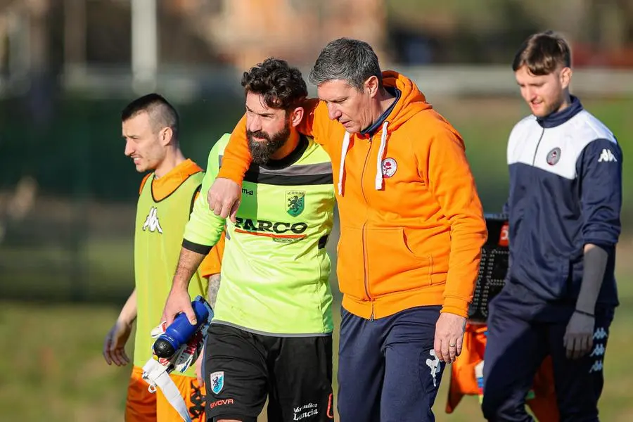 Calcio Seconda: Real Castenedolo-Gottolengo 4-0
