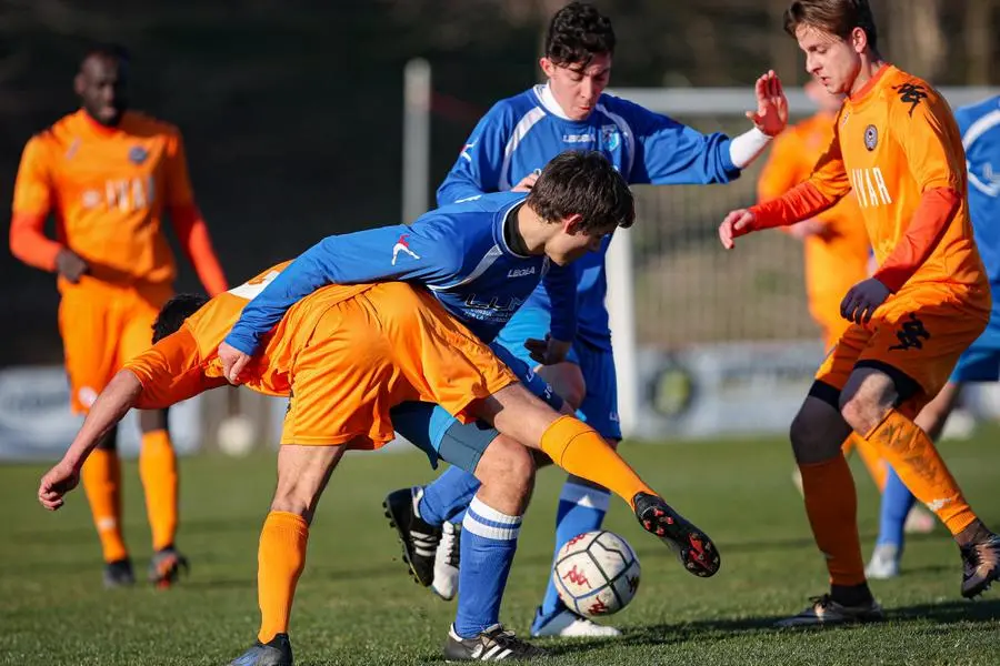 Calcio Seconda: Real Castenedolo-Gottolengo 4-0
