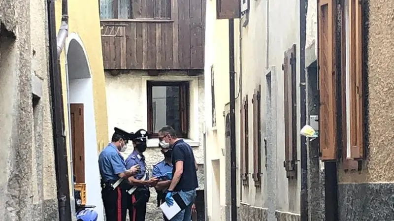 La drammatica prova avvenne nella casa di via Ballardini a Temù - © www.giornaledibrescia.it