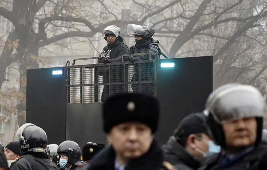 Kazakhstan, decine di morti: si sfiora la guerra civile