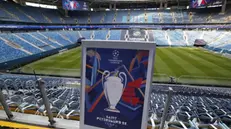 Il logo della Champions League allo stadio di San Pietroburgo, dove si sarebbe dovuta giocare la finale -Foto Epa © www.giornaledibrescia.it