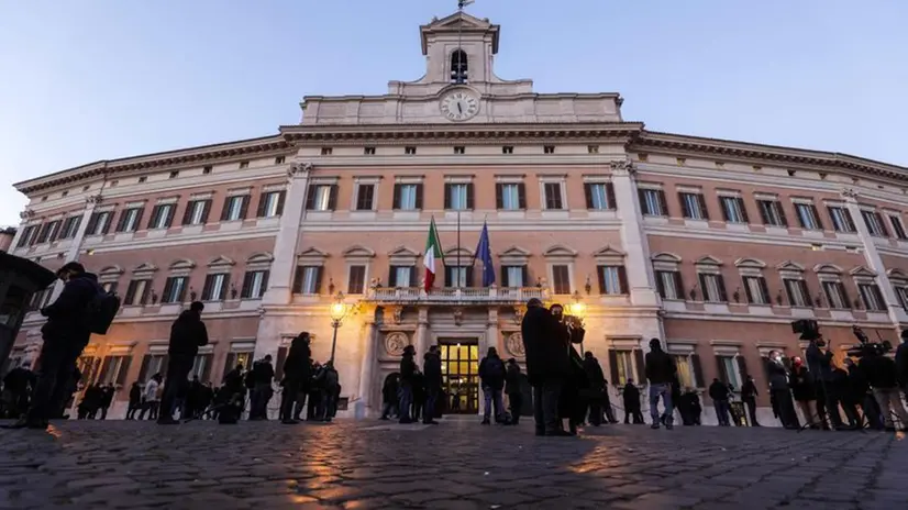 Una veduta di Montecitorio dove si svolgono le elezioni per il presidente della Repubblica - Foto Giuseppe Lami/Ansa © www.giornaledibrescia.it