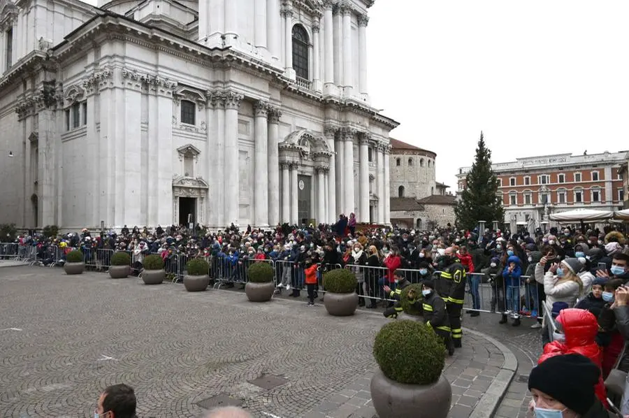 L'esercitazione dei Vigili del Fuoco in piazza Paolo VI