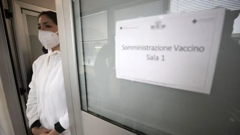 Vaccino anti-Covid -Foto Ansa  © www.giornaledibrescia.it