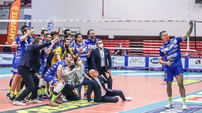I bresciani della Consoli travolgono per 3-0 Cantù
