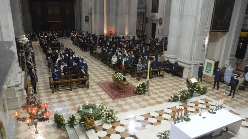 Il funerale di Aldo Rebecchi