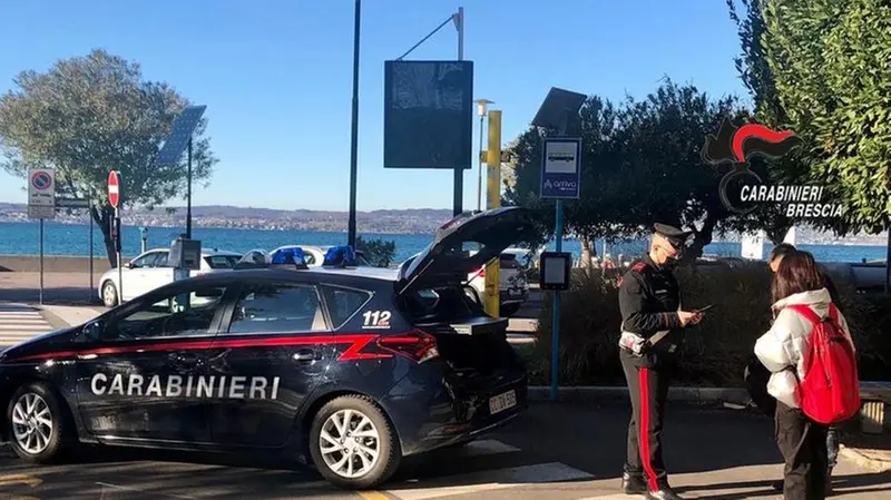 I controlli dei Carabinieri al lago e sulle piste da sci