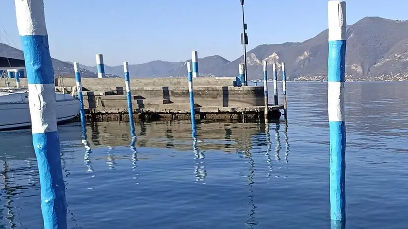 Sul Sebino i livelli dell’acqua sono molto bassi - © www.giornaledibrescia.it