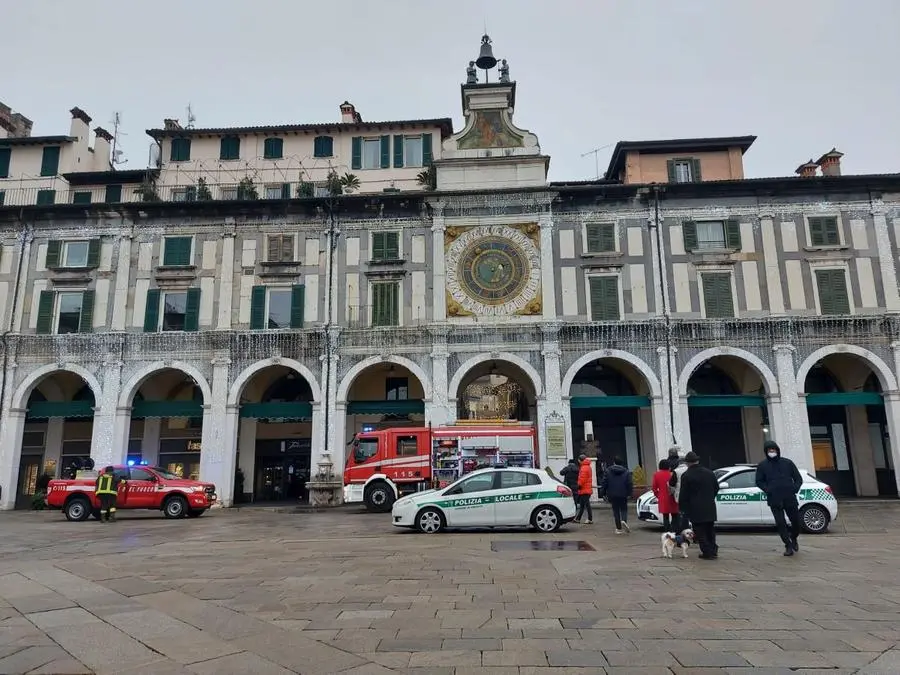 Principio di incendio in centro a Brescia