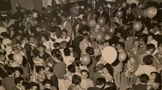 Lido dei Platani, Iseo. Una gran soirée nei primi anni ’60 - Foto messe a disposizione dalla signora Carla, moglie di Ivan Nevola