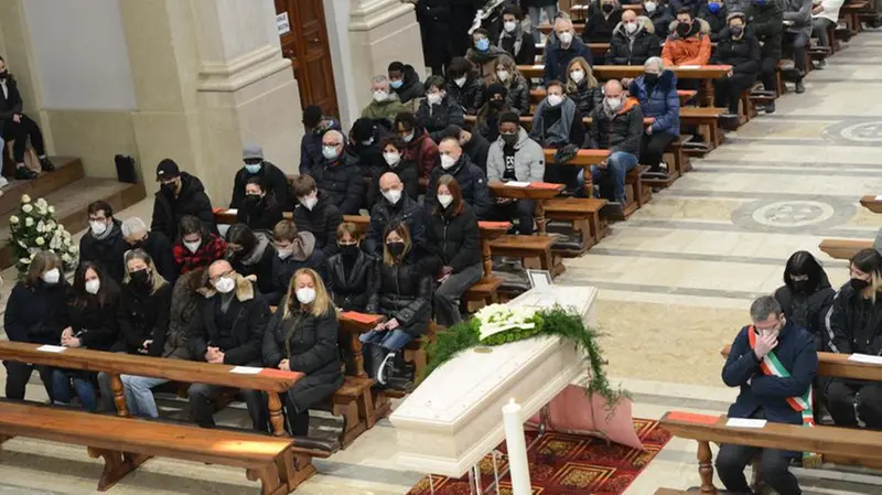Il funerale di Irene Sala a Villanuova sul Clisi