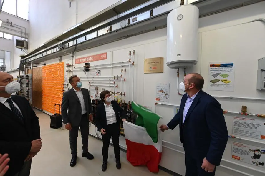 Alcuni momenti dell'inaugurazione del laboratorio Taroli