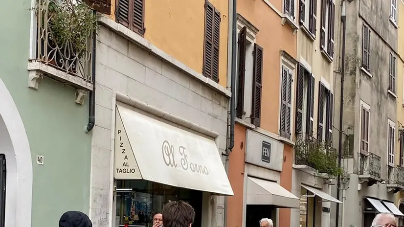 Via dello shopping a Desenzano © www.giornaledibrescia.it