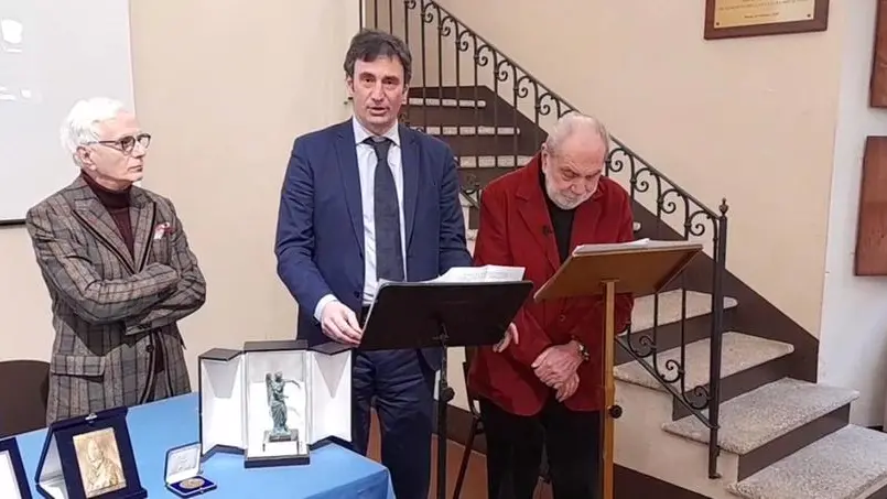 Un momento della premiazione in diretta streaming del Premio di poesia Santi Faustino e Giovita