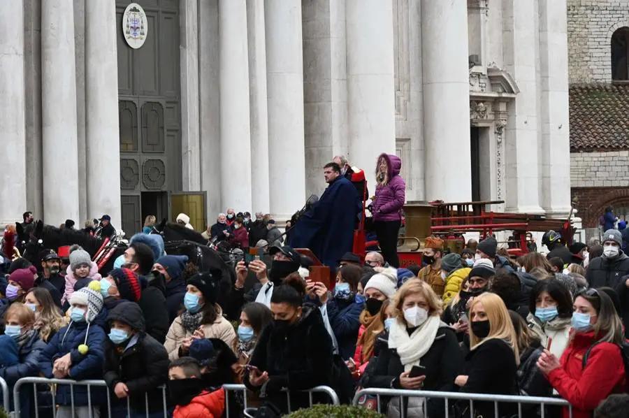 L'esercitazione dei Vigili del Fuoco in piazza Paolo VI