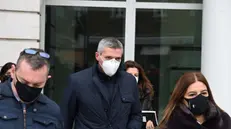 Carlo Mosca all'uscita dal tribunale - Foto Gabriele Strada /Neg © www.giornaledibrescia.it