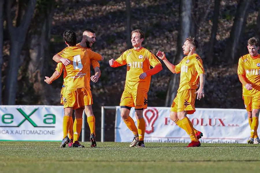Calcio Seconda: Real Castenedolo-Gottolengo 4-0
