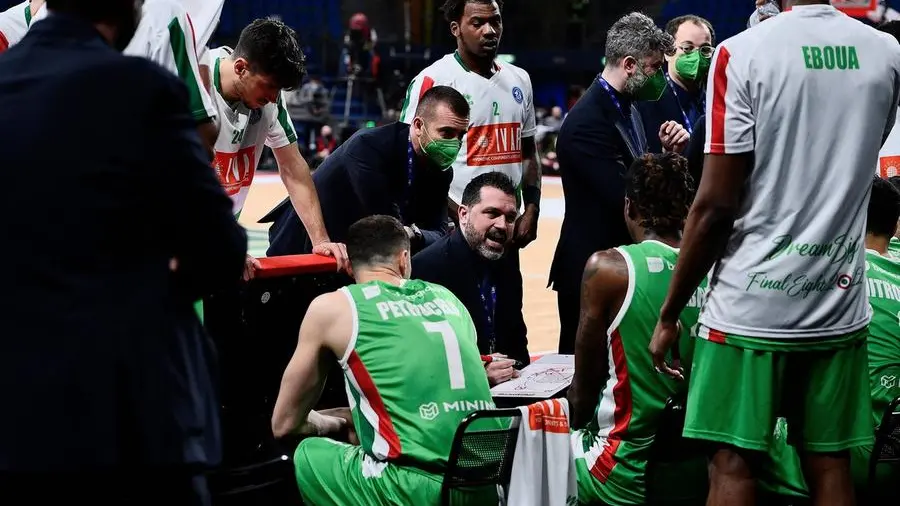 Tutti a rapporto. Per Alessandro Magro e la Germani un’altra vittoria - Foto Ciamillo Castoria © www.giornaledibrescia.it